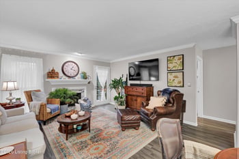 10402 Lakeshore Bluff, Louisville, KY 40223