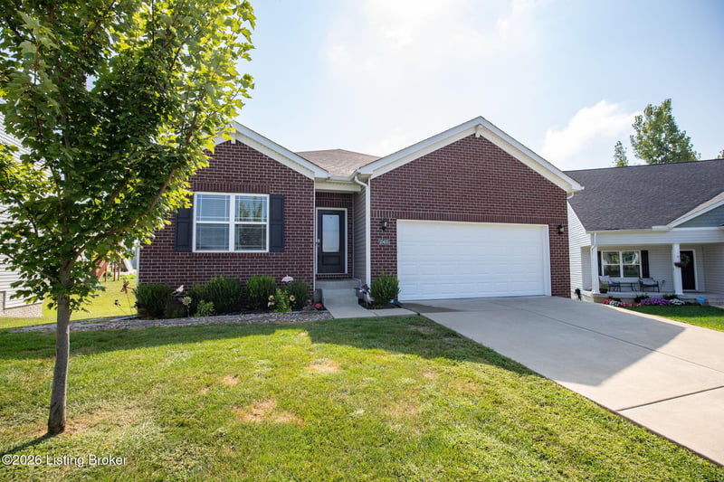10405 Cedar Meadows Ct, Louisville, KY 40229