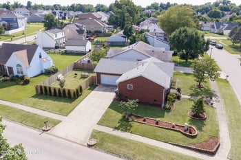 10408 Vantage Rd, Jeffersontown, KY 40299