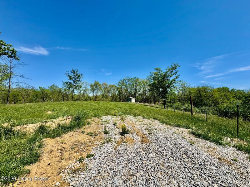 1041 Mays Rd, Lawrenceburg, KY 40342