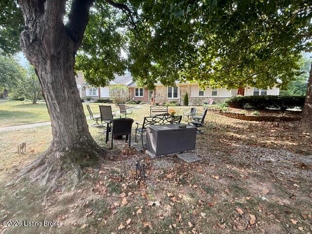 10415 Cottonwood Ct, Louisville, KY 40223