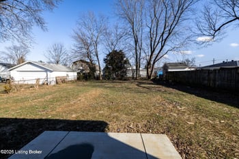 10417 La Plaza Ave, Louisville, KY 40272