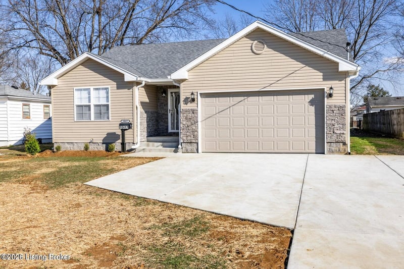 10417 La Plaza Ave, Louisville, KY 40272