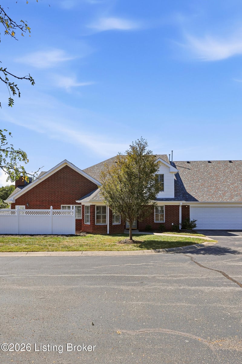 10421 Clyde Moore Blvd, Louisville, KY 40291