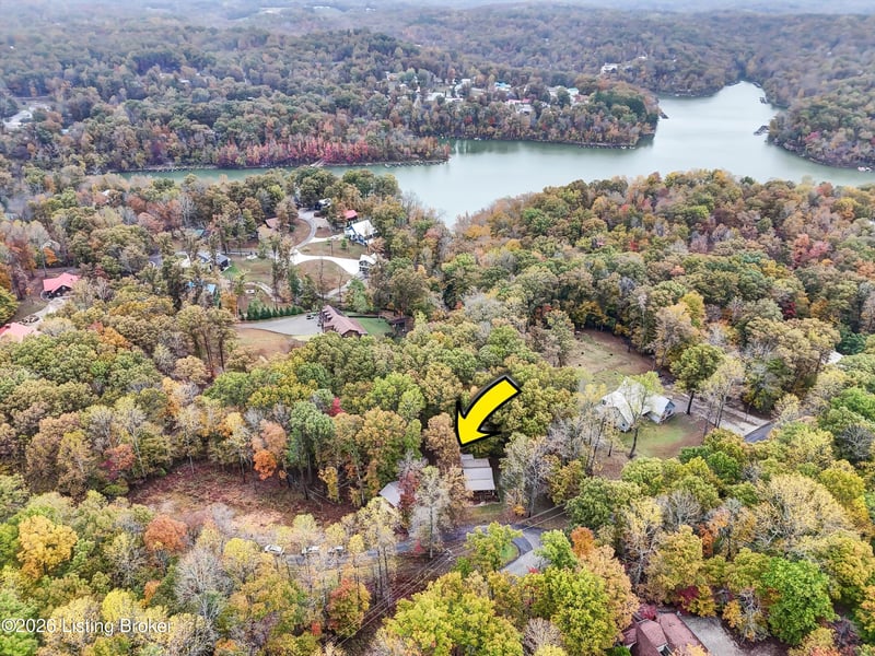 1046 Michaels Cove Dr, Leitchfield, KY 42754