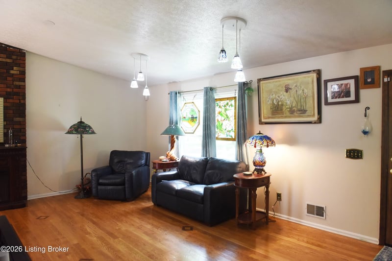 105 Andrea Ct, Bardstown, KY 40004