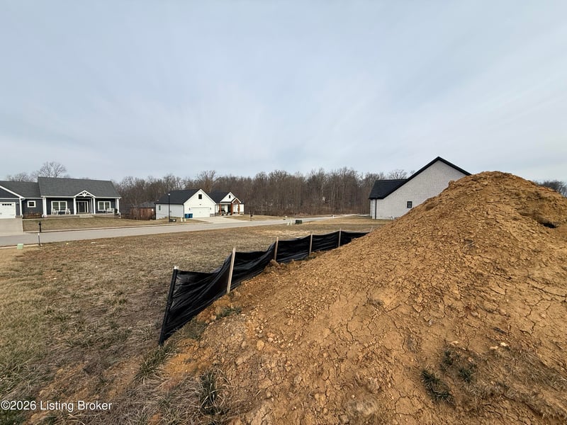 105 Barkley Ct, Elizabethtown, KY 42701