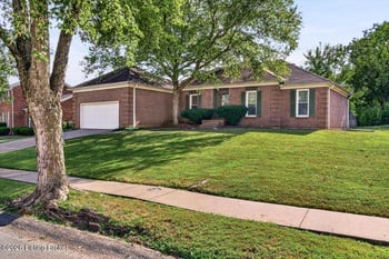 105 Beckley Woods Dr, Louisville, KY 40245
