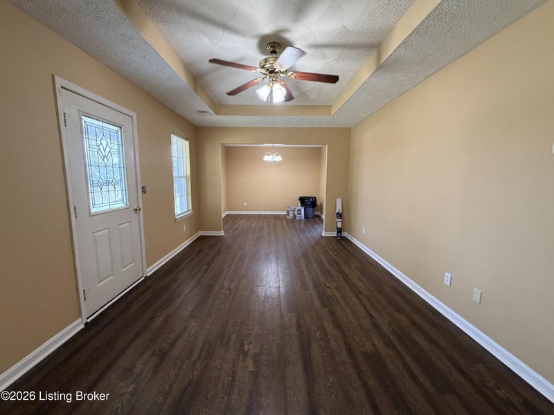 105 Carnegie Ct, Bardstown, KY 40004