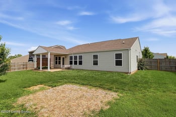 105 Mountain Stone Ct, Shepherdsville, KY 40165