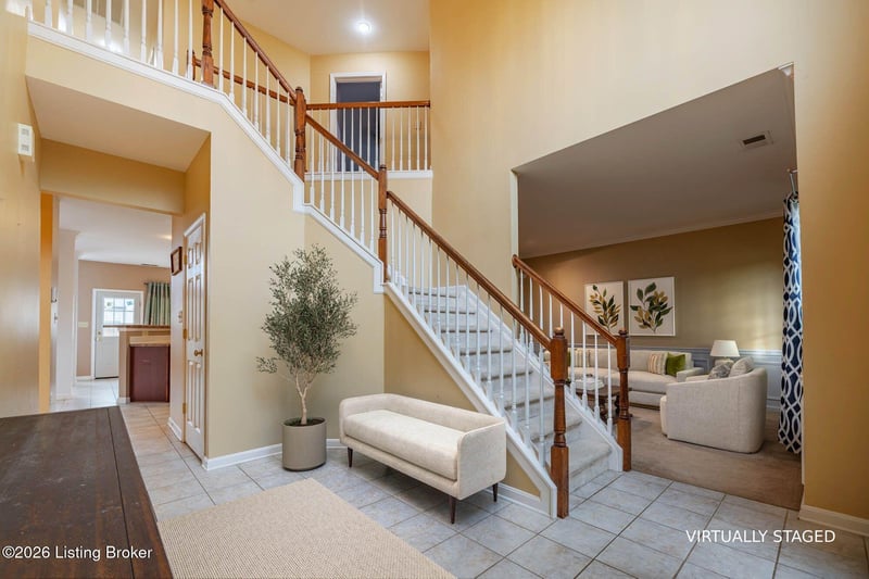 10501 Providence Dr, Louisville, KY 40291