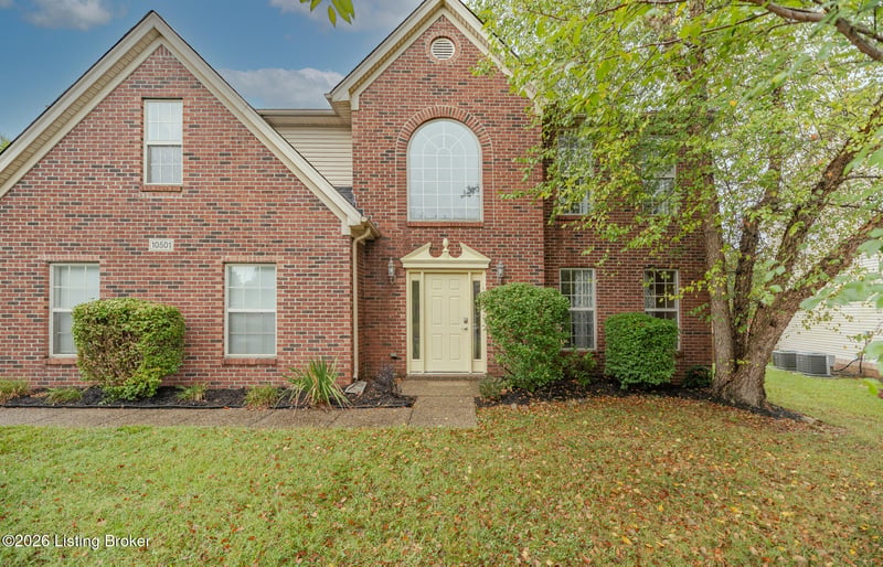 10501 Providence Dr, Louisville, KY 40291