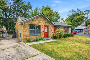 10504 Wake Ct, Louisville, KY 40272