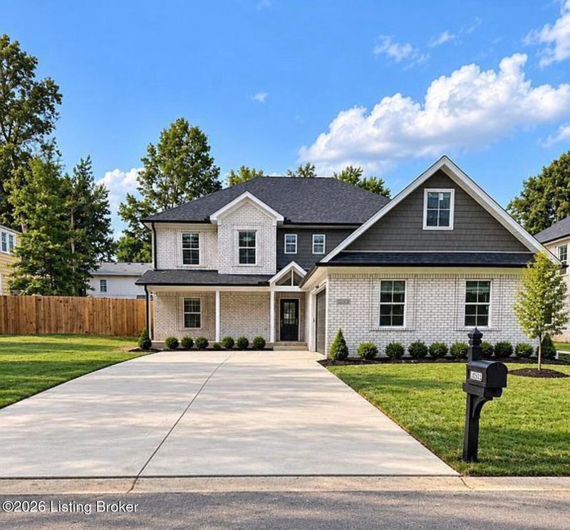 10505 Holly Berry Dr, Louisville, KY 40299
