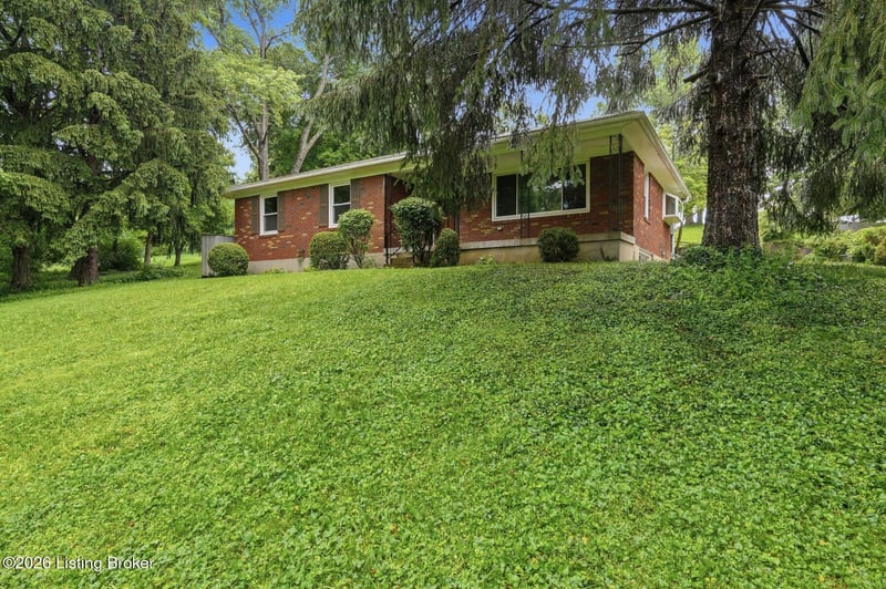 10506 Covered Bridge Rd, Prospect, KY 40059