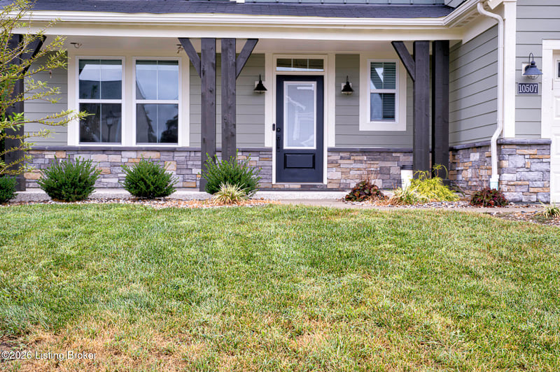 10507 Vista View Dr, Louisville, KY 40291