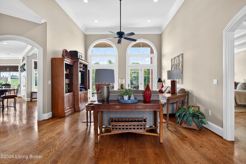 1051 Champions Cir, Simpsonville, KY 40067