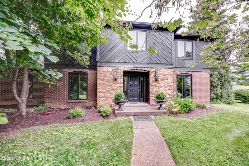 10511 Buckeye Tc, Goshen, KY 40026