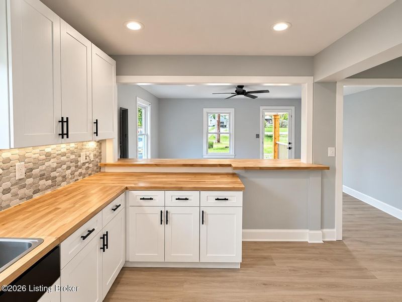10511 National Turnpike, Louisville, KY 40118