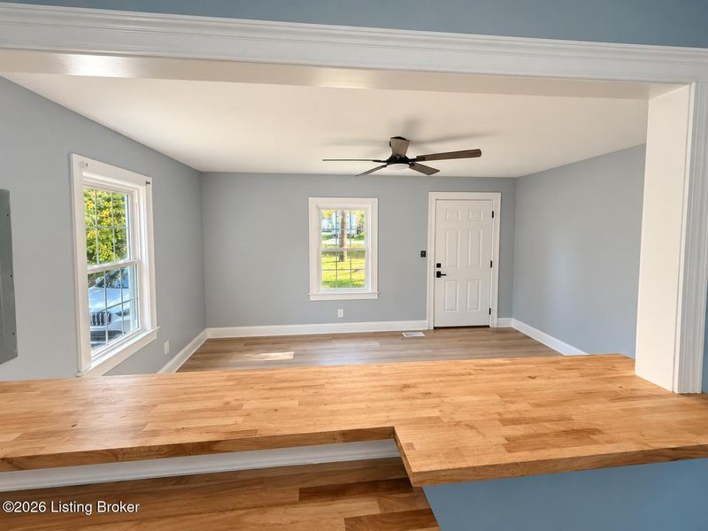 10511 National Turnpike, Louisville, KY 40118