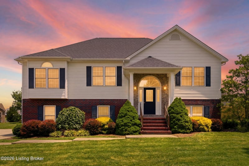 1052 Running Brook Dr, Lawrenceburg, KY 40342