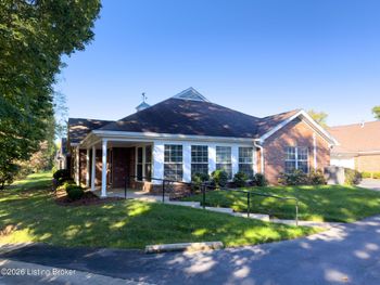 10536 Eagle Pines Ln, Louisville, KY 40223