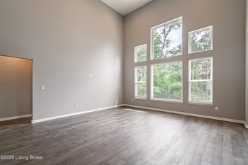 10536 Vista View Dr, Louisville, KY 40291