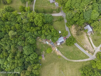 1055 Happy Hollow Rd, Clermont, KY 40110