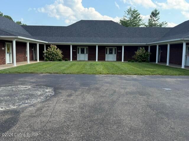 105D Twin Oaks Dr, Bardstown, KY 40004