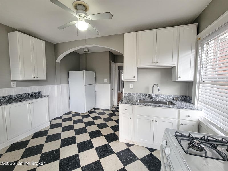 106 Crestwood Ave, Louisville, KY 40206