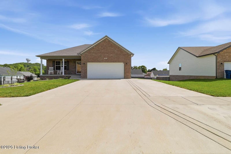 106 Greenwell Crossing, Lebanon Junction, KY 40150