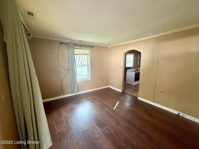 106 N Lynn St, Hodgenville, KY 42748