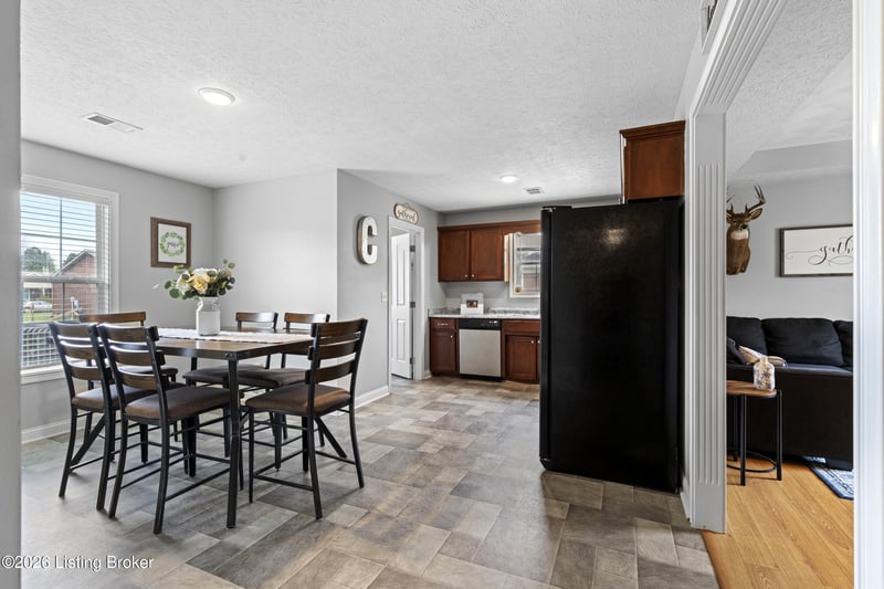 106 Quiet Spring Dr, Bardstown, KY 40004