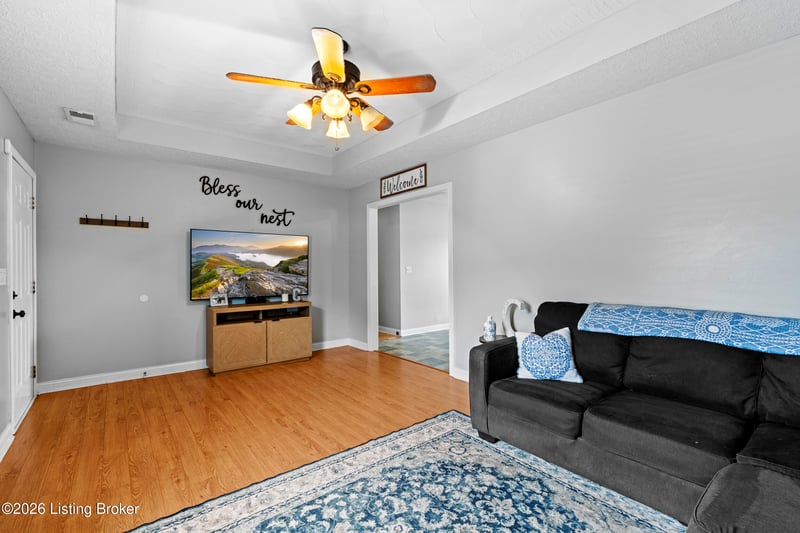 106 Quiet Spring Dr, Bardstown, KY 40004