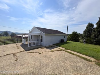 1061 New Hope Rd, New Haven, KY 40051