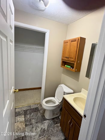 1061 New Hope Rd, New Haven, KY 40051