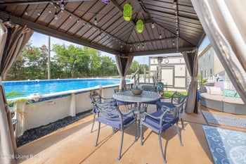 10619 Brookchase Ct, Louisville, KY 40228