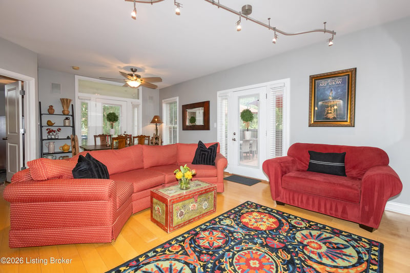10619 Meeting St #203, Prospect, KY 40059