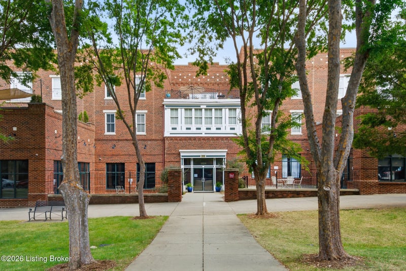 10619 Meeting St #309, Prospect, KY 40059