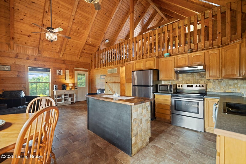1063 Old Railroad Grade Rd, Lancaster, KY 40444