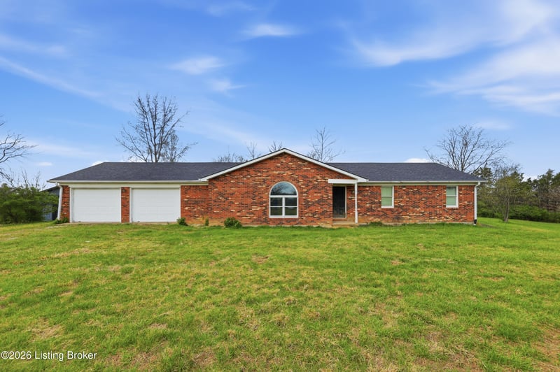 1065 Highview Dr, Lawrenceburg, KY 40342