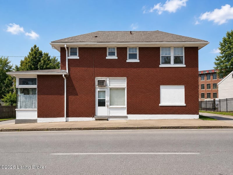 1069 E Oak St, Louisville, KY 40204