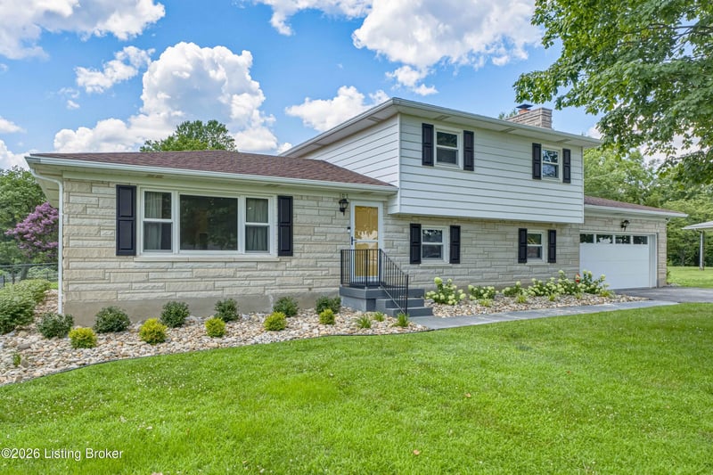 107 Donna Dr, Brandenburg, KY 40108