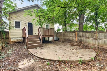 107 S 43rd St, Louisville, KY 40212