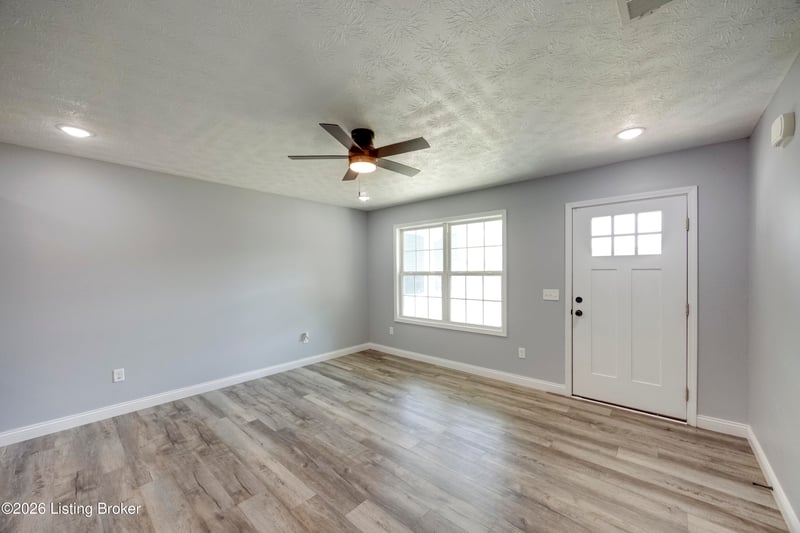 107 Winter Smith Ct, Elizabethtown, KY 42701