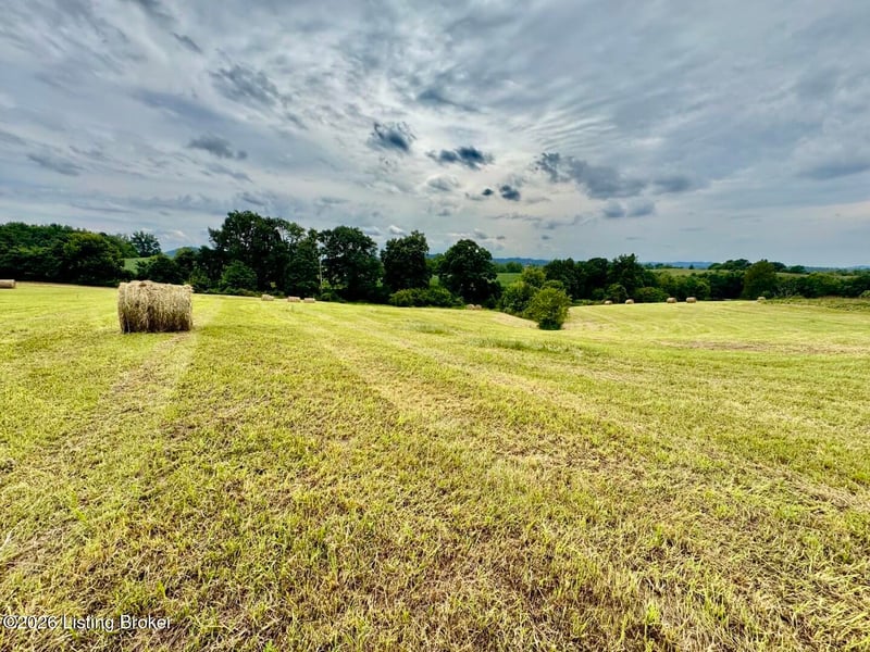 1070-10 Logan Rd, Gravel Switch, KY 40328