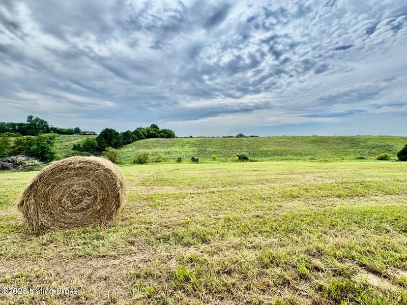 1070-2 Logan Rd, Gravel Switch, KY 40328