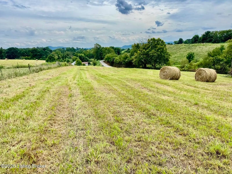 1070-3 Logan Rd, Gravel Switch, KY 40328