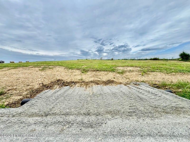 1070-4 Logan Rd, Gravel Switch, KY 40328
