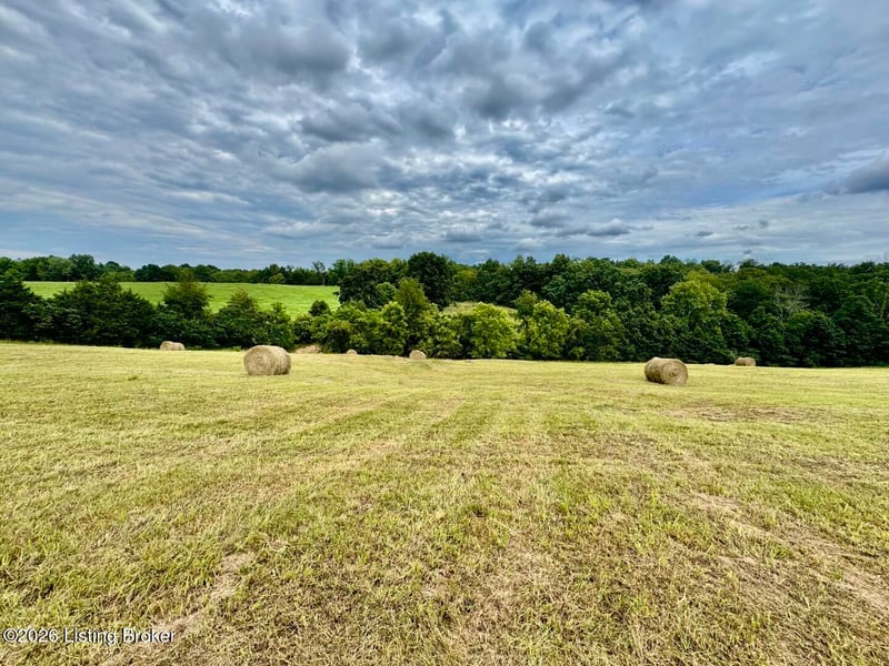 1070-8 Logan Rd, Gravel Switch, KY 40328